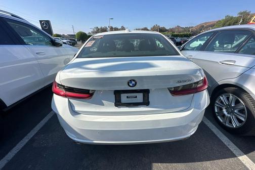 2023 BMW 330 330i