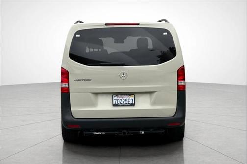 2021 Mercedes-Benz Metris Base