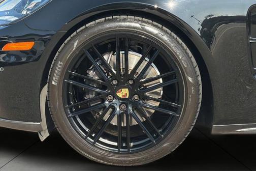 Black 2020 Porsche Panamera Base