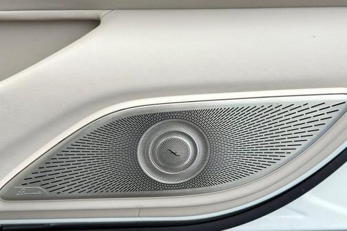 MANUFAKTUR Diamond White 2022 Mercedes-Benz S-Class 4MATIC