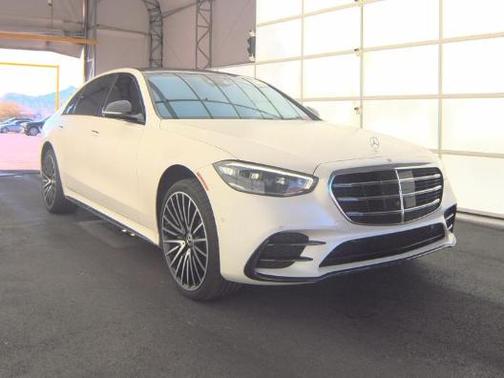 MANUFAKTUR Cashmere White Magno 2023 Mercedes-Benz S-Class 4MATIC
