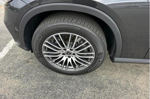 2025 Mercedes-Benz GLC 300 Base