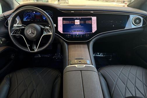 MANUFAKTUR Diamond White Metallic 2023 Mercedes-Benz EQS 580 4MATIC