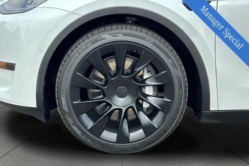 2021 Tesla Model Y Long Range Dual Motor All-Wheel Drive