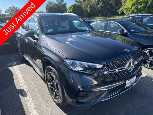 2025 Mercedes-Benz GLC 300 Base