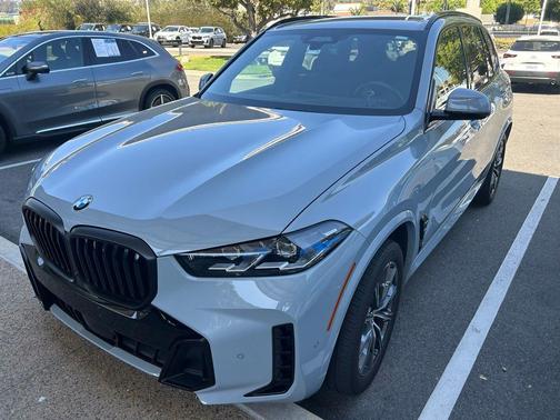 Brooklyn Grey Metallic 2024 BMW X5 sDrive40i