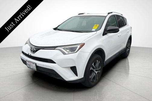 Super White 2016 Toyota RAV4 LE