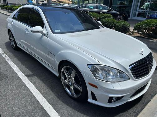 Arctic White 2008 Mercedes-Benz S-Class S 65 AMG