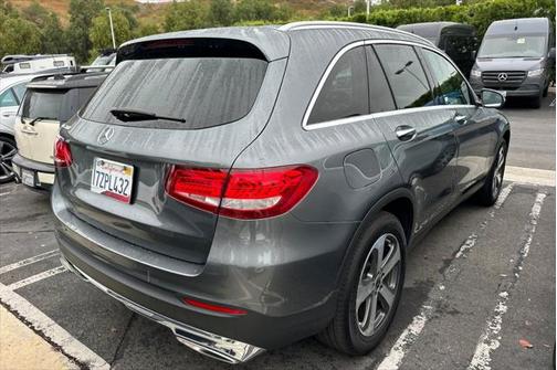 2017 Mercedes-Benz GLC 300 Base