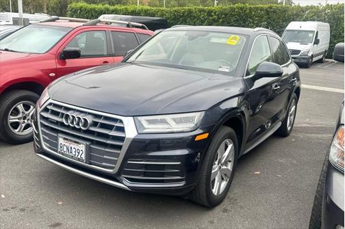 2018 Audi Q5 2.0T Premium Plus