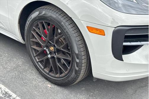 2021 Porsche Macan GTS