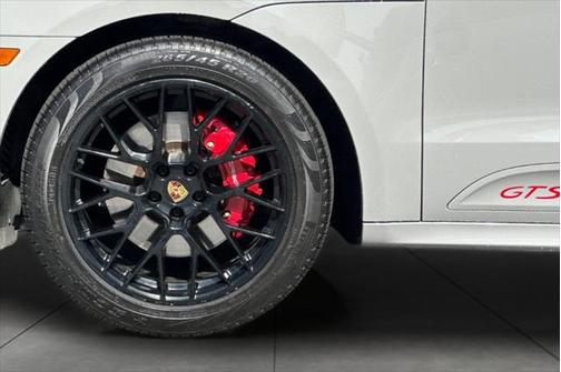 2021 Porsche Macan GTS