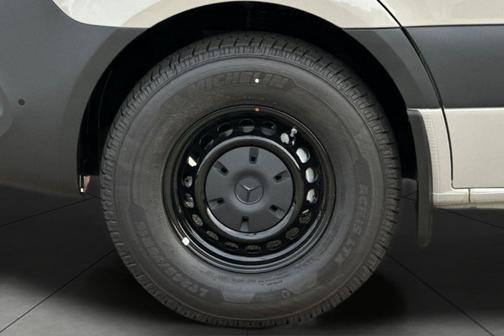 2026 Mercedes-Benz Sprinter 2500 Standard Roof