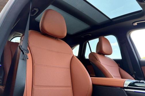 Black 2026 Mercedes-Benz GLC 300 Base