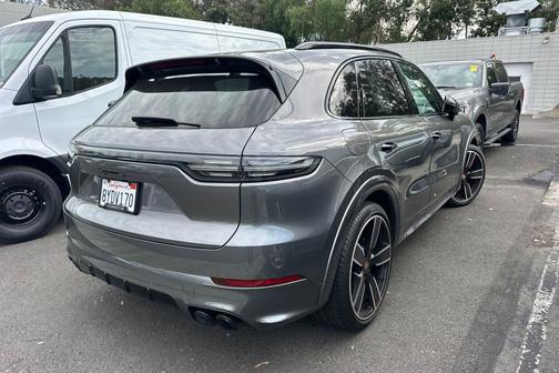 2020 Porsche Cayenne S