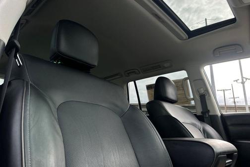2018 INFINITI QX80 Base