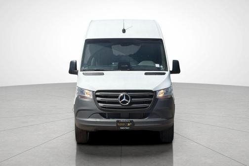 Arctic White 2025 Mercedes-Benz Sprinter 2500 Standard Roof