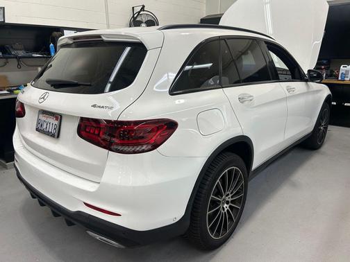 Polar White 2021 Mercedes-Benz GLC 300 4MATIC