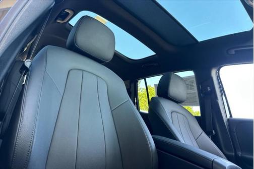 2025 Mercedes-Benz GLB 250 Base