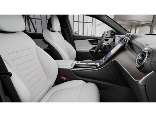 2026 Mercedes-Benz GLC 300 4MATIC