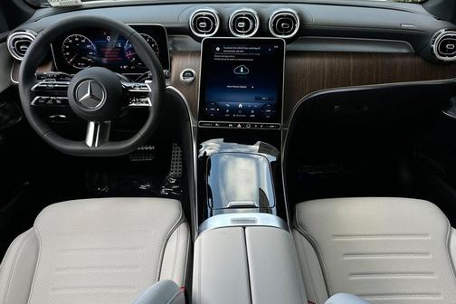 2026 Mercedes-Benz GLC 300 4MATIC