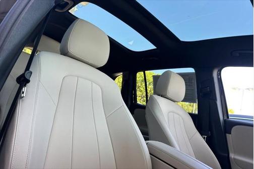 2025 Mercedes-Benz GLB 250 Base