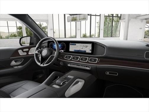 2025 Mercedes-Benz GLS 450 4MATIC
