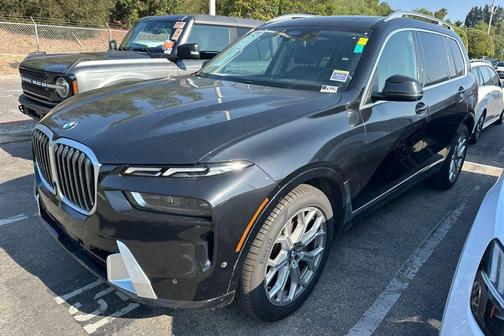 2023 BMW X7 xDrive40i