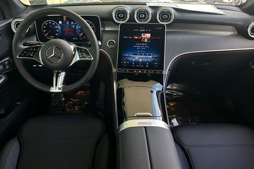 2026 Mercedes-Benz GLC 300 Base