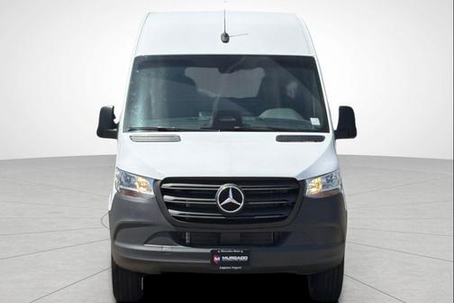 Arctic White 2026 Mercedes-Benz Sprinter 2500 Standard Roof