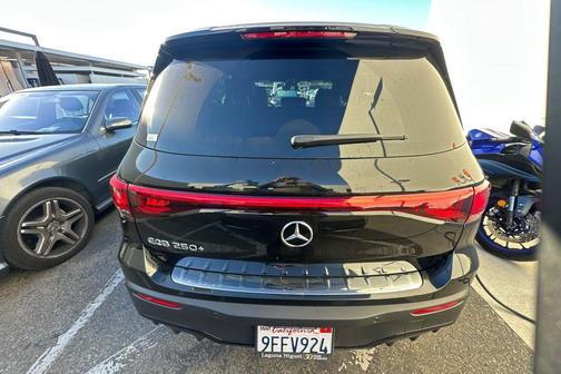 2023 Mercedes-Benz EQB 250 Base