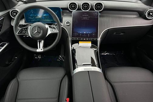 2026 Mercedes-Benz GLC 300 Base
