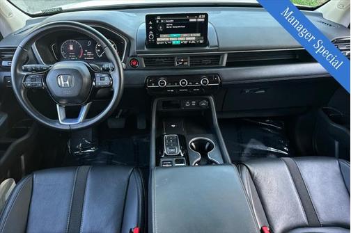 2023 Honda Pilot Touring 8-Passenger