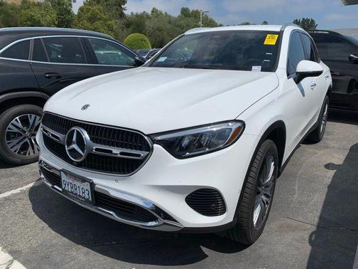 Polar White 2026 Mercedes-Benz GLC 300 Base
