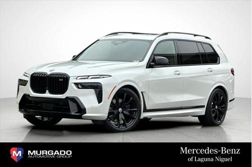 2023 BMW X7 M60i