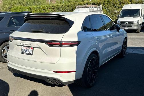 2021 Porsche Cayenne Turbo