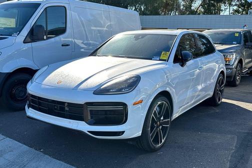 2021 Porsche Cayenne Turbo