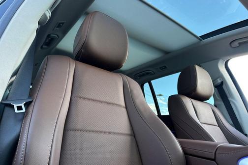2026 Mercedes-Benz GLS 450 4MATIC