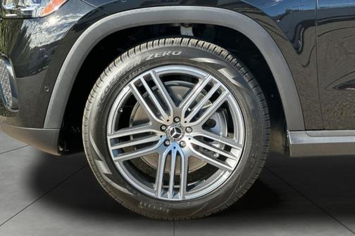 2026 Mercedes-Benz GLS 450 4MATIC