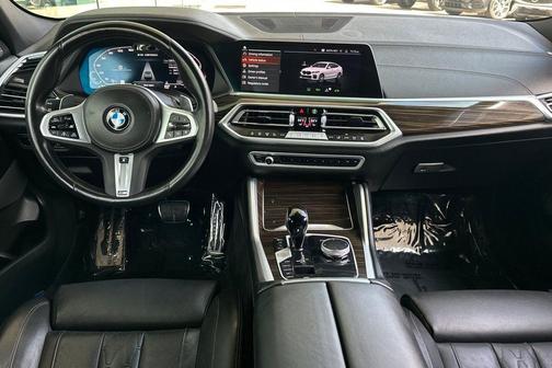2023 BMW X6 M50i