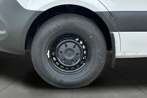 2025 Mercedes-Benz Sprinter 2500 Standard Roof