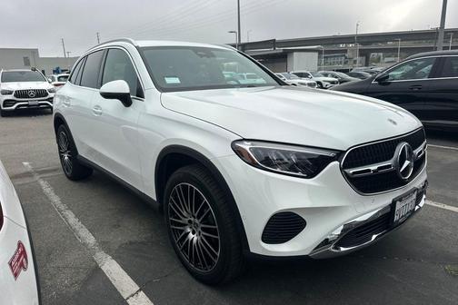 2026 Mercedes-Benz GLC 300 Base