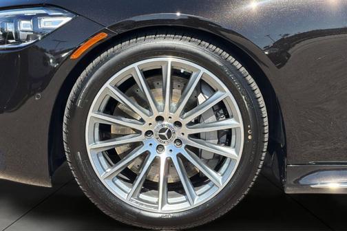 Onyx Black Metallic 2023 Mercedes-Benz S-Class S 580e 4MATIC