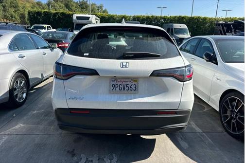 2025 Honda HR-V LX
