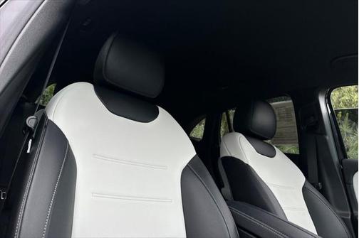 2022 Mercedes-Benz GLA 250 Base
