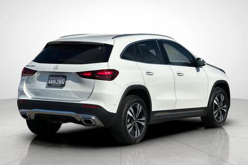 2025 Mercedes-Benz GLA 250 4MATIC