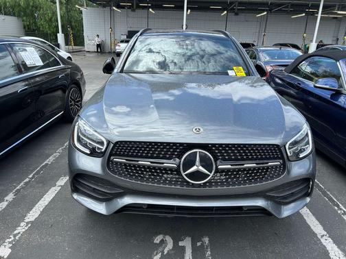 Selenite Grey Metallic 2022 Mercedes-Benz GLC 300 Base