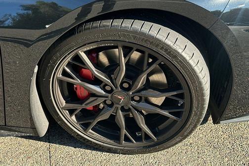 2025 Chevrolet Corvette Stingray w/1LT