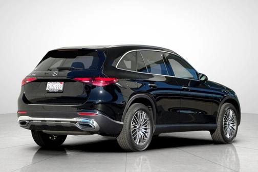 2025 Mercedes-Benz GLC 300 Base