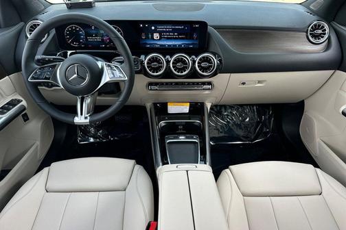2026 Mercedes-Benz GLA 250 4MATIC